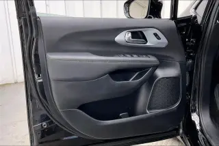 Chrysler Pacifica 2026 Limited 4dr Mini-Van