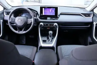 Toyota RAV4 2025 AWD XLE 4dr SUV