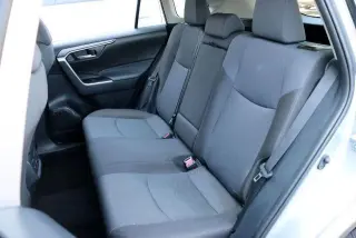 Toyota RAV4 2025 AWD XLE 4dr SUV