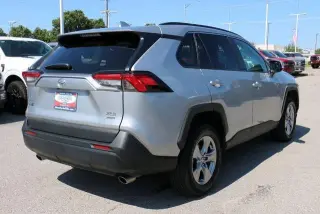 Toyota RAV4 2025 AWD XLE 4dr SUV