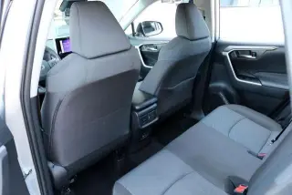 Toyota RAV4 2025 AWD XLE 4dr SUV