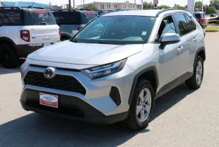Toyota RAV4 2025 AWD XLE 4dr SUV