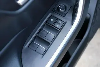 Toyota RAV4 2025 AWD XLE 4dr SUV