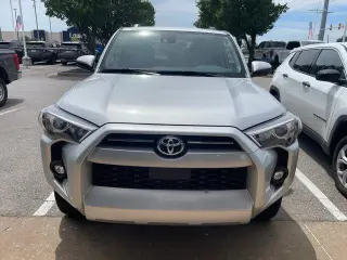 Toyota 4Runner 2024 4x2 SR5 4dr SUV