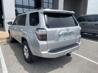 Toyota 4Runner 2024 4x2 SR5 4dr SUV