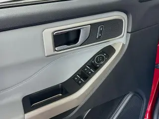 Ford Explorer 2023 AWD XLT 4dr SUV