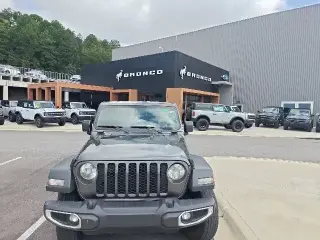 Jeep Gladiator 2023 4x4 Freedom 4dr Crew Cab 5.0 ft. SB