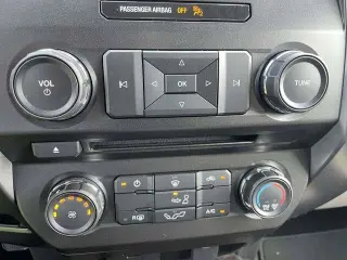 Ford F-150 2018 4x2 Lariat 4dr SuperCab 6.5 ft. SB