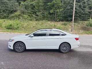 Volkswagen Jetta 2021 SE 4dr Sedan