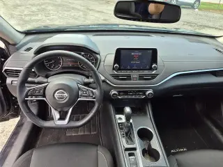 Nissan Altima 2019 2.5 SV 4dr Sedan