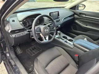 Nissan Altima 2019 2.5 SV 4dr Sedan