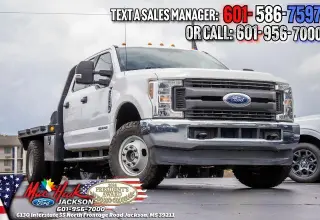 Ford F-350 Super Duty 2019 4x4 XLT 4dr Crew Cab 179 in. WB DRW Chassis