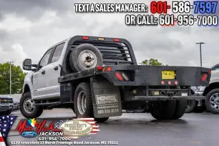 Ford F-350 Super Duty 2019 4x4 XLT 4dr Crew Cab 179 in. WB DRW Chassis