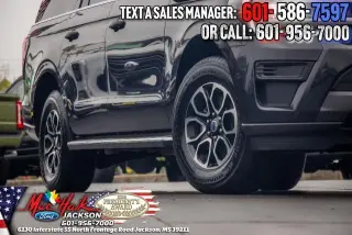 Ford Expedition MAX 2023 4x4 XLT 4dr SUV