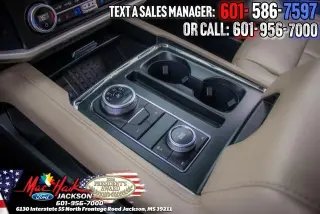 Ford Expedition MAX 2023 4x4 XLT 4dr SUV