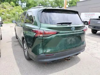 Toyota Sienna 2021 AWD LE 8-Passenger 4dr Mini-Van