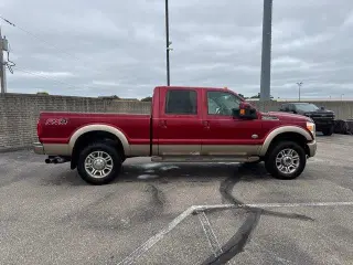 Ford F-350 Super Duty 2013 4x4 King Ranch 4dr Crew Cab 6.8 ft. SB SRW Pickup