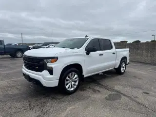 Chevrolet Silverado 1500 2024 4x2 Custom 4dr Crew Cab 5.8 ft. SB