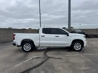 Chevrolet Silverado 1500 2024 4x2 Custom 4dr Crew Cab 5.8 ft. SB
