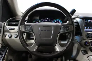 GMC Yukon XL 2019 4x4 Denali 4dr SUV