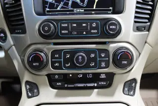 GMC Yukon XL 2019 4x4 Denali 4dr SUV
