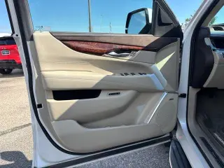 Cadillac Escalade 2016 4X4 Luxury Collection 4dr SUV
