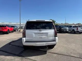 Cadillac Escalade 2016 4X4 Luxury Collection 4dr SUV