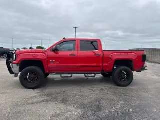 GMC Sierra 1500 2016 4x4 SLT 4dr Crew Cab 5.8 ft. SB
