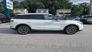 Lincoln Corsair 2022 AWD Reserve 4dr SUV