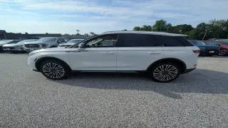 Lincoln Corsair 2022 AWD Reserve 4dr SUV