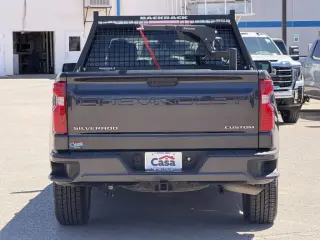 Chevrolet Silverado 1500 2023 4x4 Custom 4dr Crew Cab 5.8 ft. SB