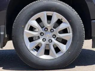 Chevrolet Silverado 1500 2023 4x4 Custom 4dr Crew Cab 5.8 ft. SB