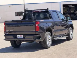 Chevrolet Silverado 1500 2023 4x4 Custom 4dr Crew Cab 5.8 ft. SB