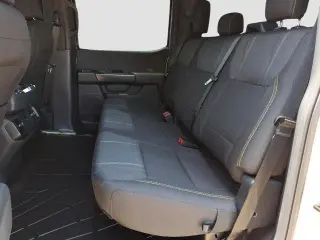 Ford F-150 2025 4x4 STX 4dr SuperCrew 5.5 ft. SB