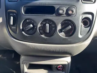 Ford Escape 2003 XLS Popular 4WD 4dr SUV