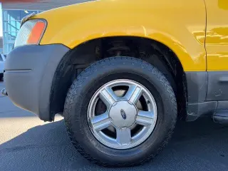 Ford Escape 2003 XLS Popular 4WD 4dr SUV