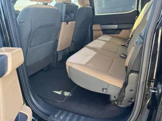 Ford F-150 2023 4x4 Platinum 4dr SuperCrew 5.5 ft. SB