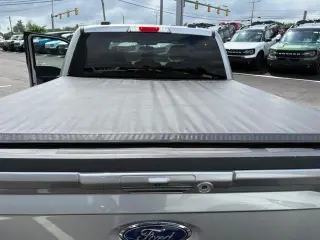 Ford F-150 2021 4x4 Lariat 4dr SuperCrew 5.5 ft. SB