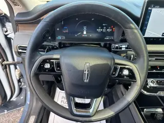 Lincoln Corsair 2023 AWD Reserve 4dr SUV