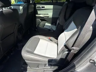 Ford Explorer 2022 AWD XLT 4dr SUV