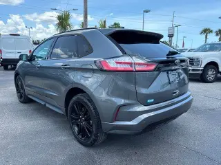 Ford Edge 2022 AWD SEL 4dr Crossover