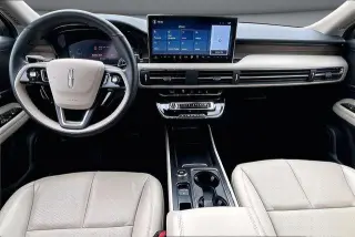 Lincoln Corsair 2025 AWD Reserve 4dr SUV