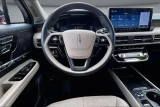 Lincoln Corsair 2025 AWD Reserve 4dr SUV