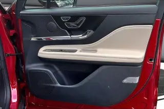 Lincoln Corsair 2025 AWD Reserve 4dr SUV