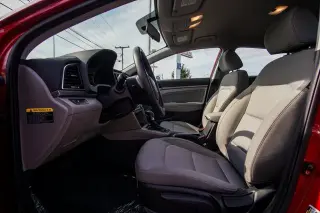 Hyundai ELANTRA 2017 SE 4dr Sedan 6M