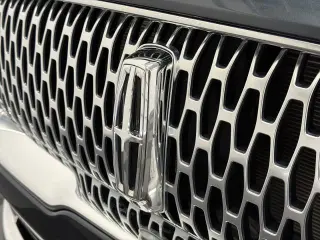 Lincoln Nautilus 2023 AWD Reserve 4dr SUV