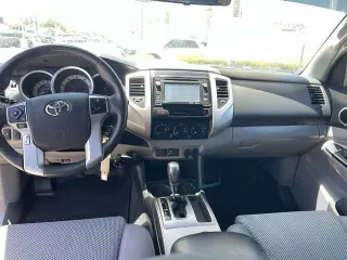 Toyota Tacoma 2015 4x2 PreRunner V6 4dr Double Cab 6.1 ft SB 5A