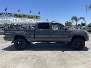 Toyota Tacoma 2015 4x2 PreRunner V6 4dr Double Cab 6.1 ft SB 5A