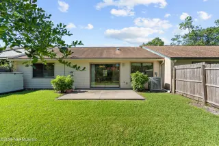 Propiedad en alquiler con 2 habitaciones y 2 baños en Jacksonville