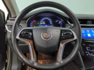 2015 CADILLAC XTS